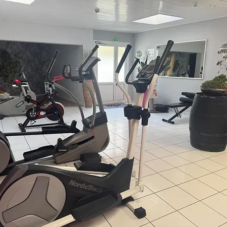 Calme Des Pins & Szálloda 3*