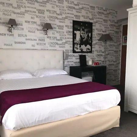Calme Des Pins & Hotel 3*