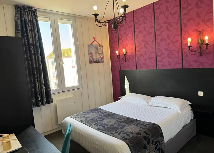 Calme Des Pins & 호텔 3*