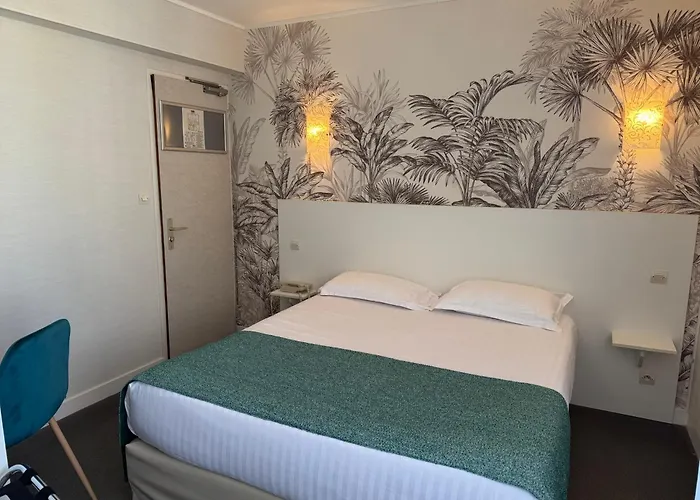 Hotel Calme Des Pins & Les Sables-dʼOlonne