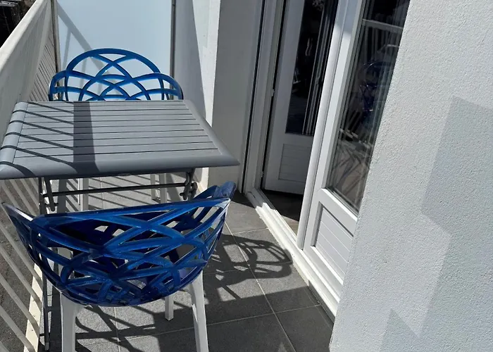 호텔 Calme Des Pins & 3*